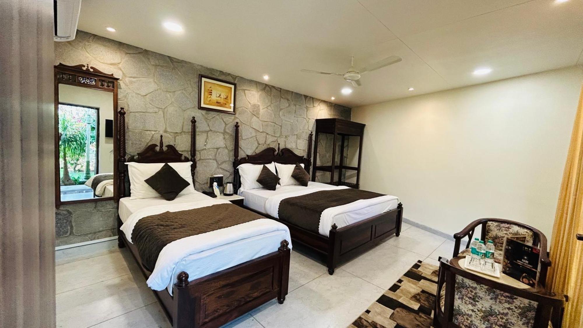 Hari Niwas - A Boutique Garden Resort Mount Abu Exterior photo