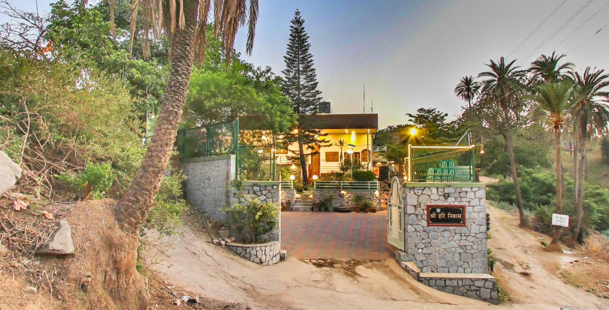 Hari Niwas - A Boutique Garden Resort Mount Abu Exterior photo