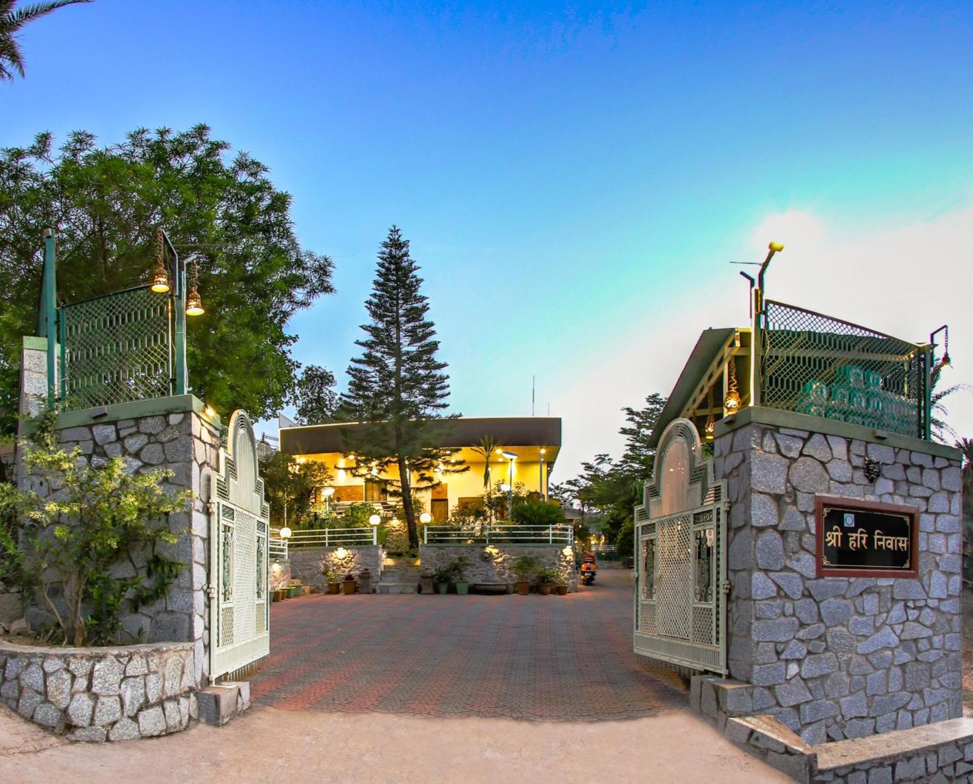 Hari Niwas - A Boutique Garden Resort Mount Abu Exterior photo